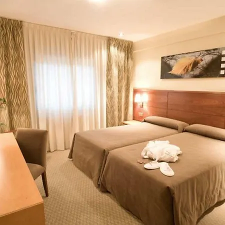 Hotel & La Collada 4*