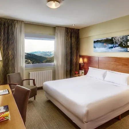 & La Collada فندق